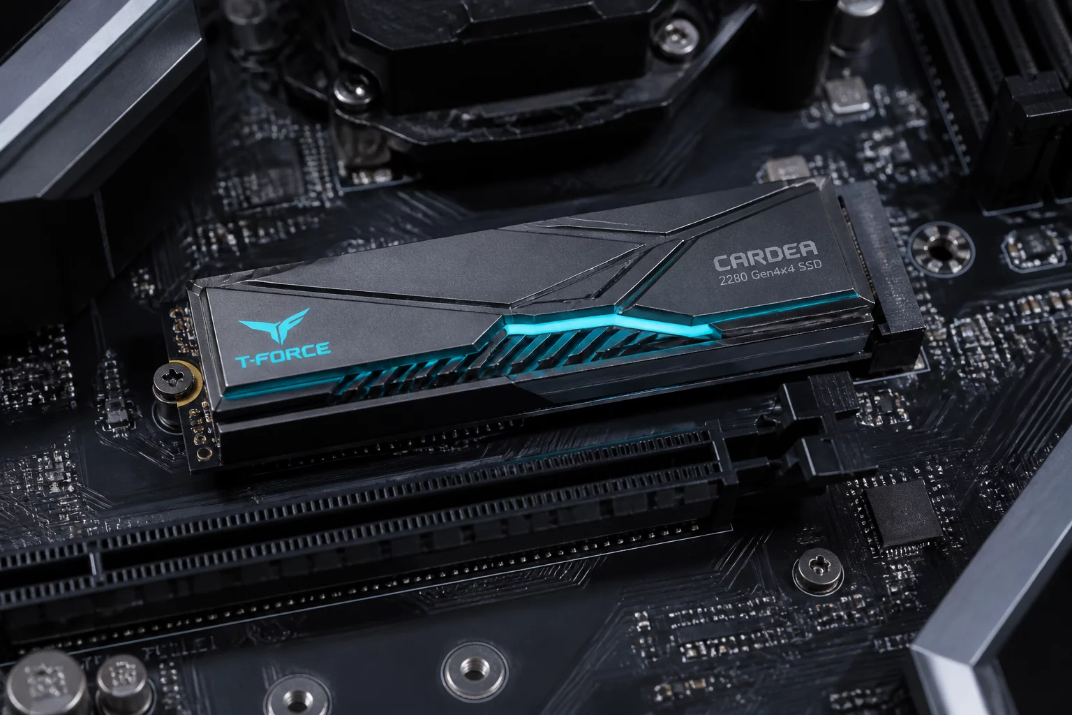 M.2 2280 NVMe SSD 방열판 장착 구조도